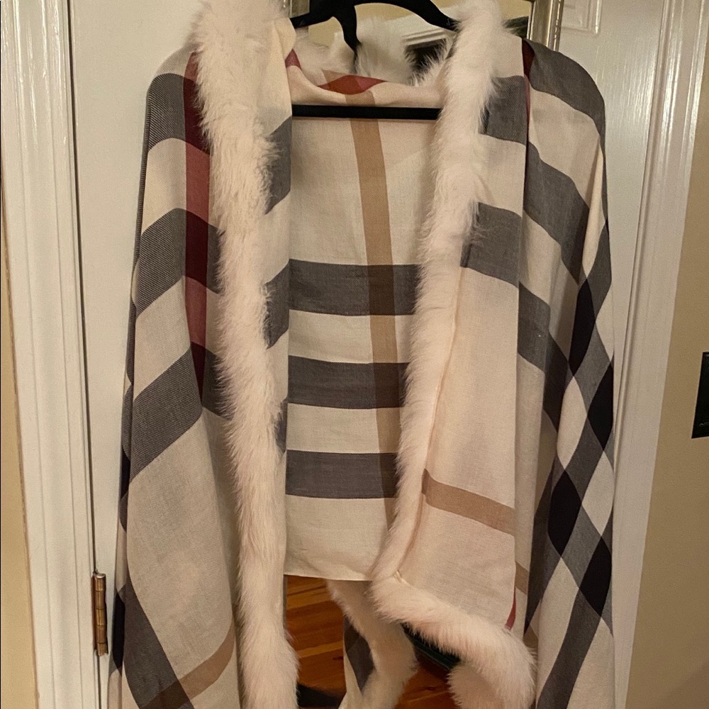 Burberry Fox fur trimmed scarf